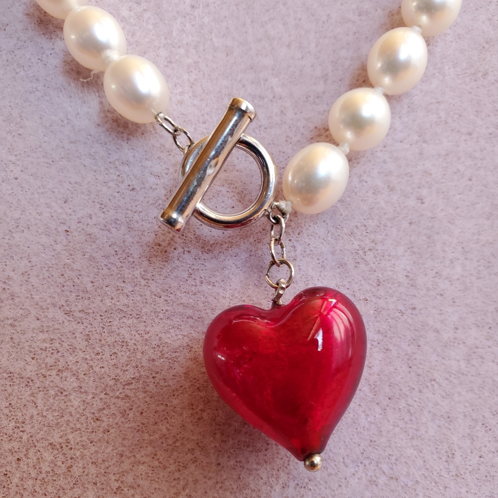 Murano glass heart and pearl necklace ❤️